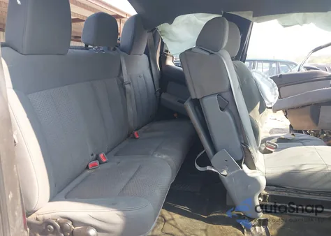 2011 Ford F150 Xlt z USA, uszkodzony, nr VIN 1FTFX1EF6BFC40372